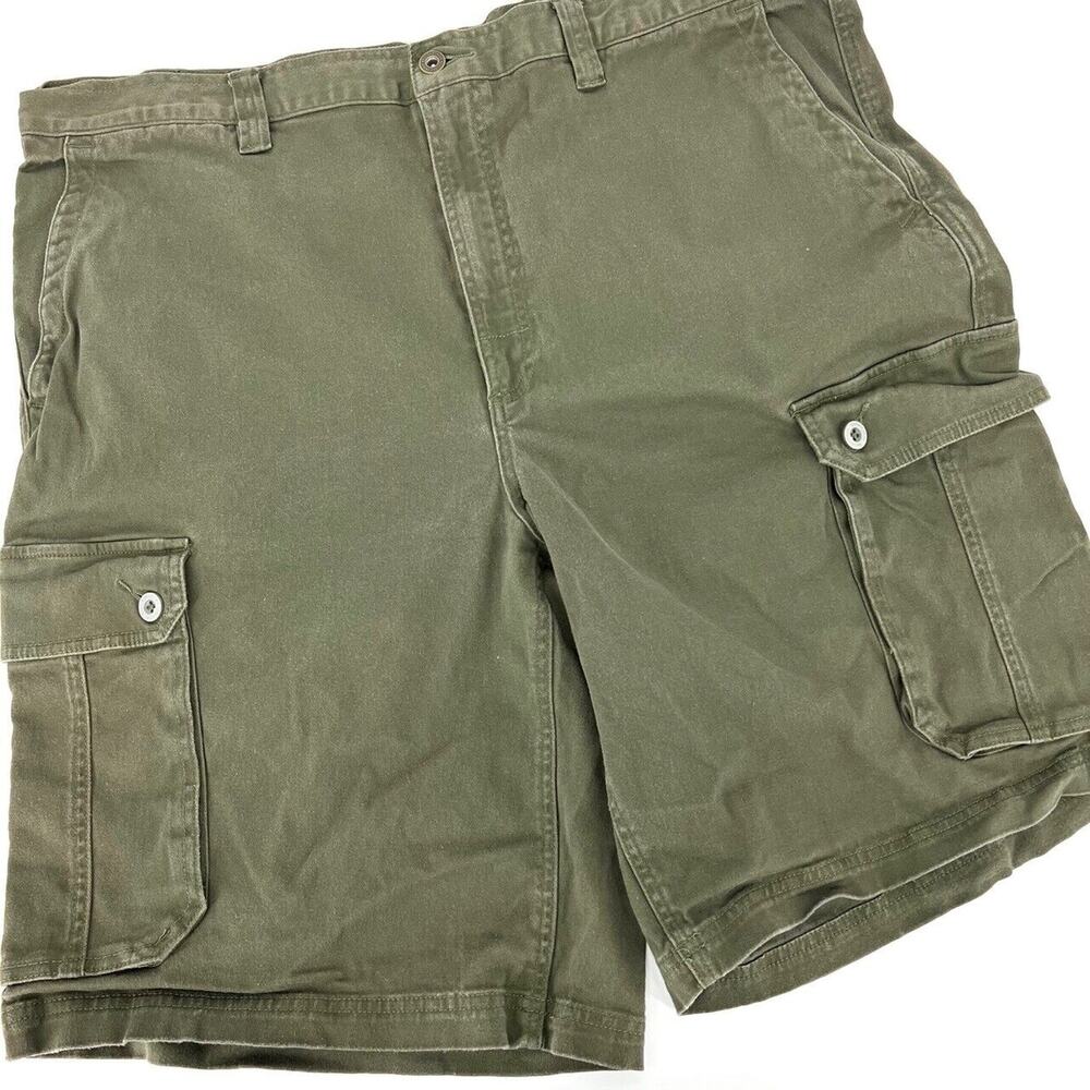 Boulder Creek Trading Company Army Green Cargo Shorts Size 44 Tall